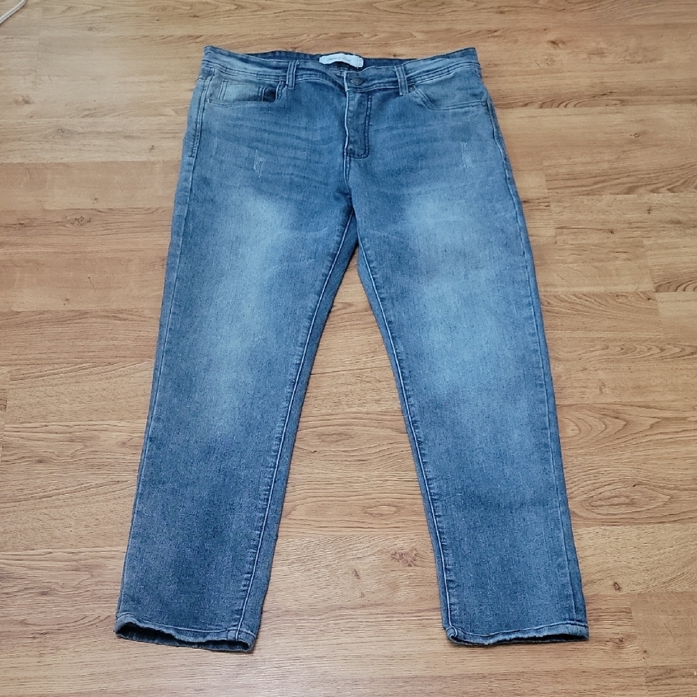 Stitches & Rivets Distressed Jeans Size 36 X 30